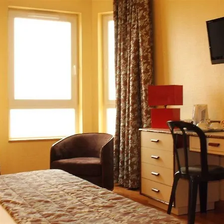 Hotel The Originals Boutique, Alize,