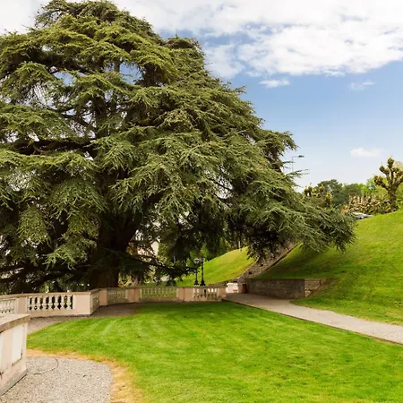 Hotel The Originals Boutique, Alize,