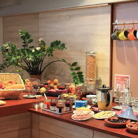 Hotel The Originals Boutique, Alize,